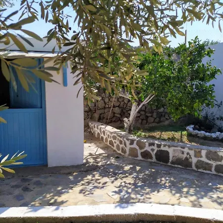 «astrofeggia» A Private Stone House Nature-seaview