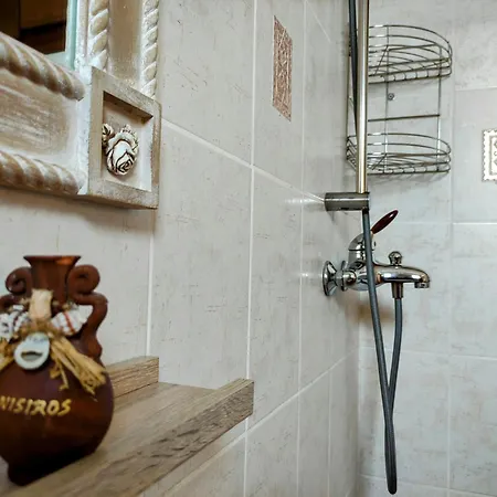 «astrofeggia» A Private Stone House Nature-seaview * Mandrákion