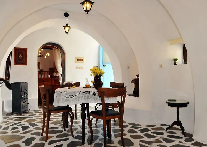 «astrofeggia» A Private Stone House Nature-seaview Dom wakacyjny *