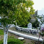 «astrofeggia» A Private Stone House Nature-seaview *