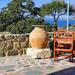 «astrofeggia» A Private Stone House Nature-seaview * Mandráki
