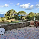 Nyaraló «astrofeggia» A Private Stone House Nature-seaview Mandráki