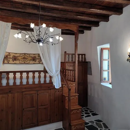 «astrofeggia» A Private Stone House Nature-seaview Mandrákion