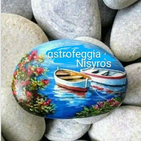 בית נופש «astrofeggia» A Private Stone House Nature-seaview Mandrákion