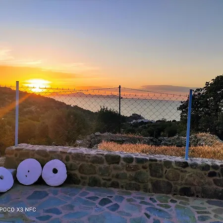 «astrofeggia» A Private Stone House Nature-seaview