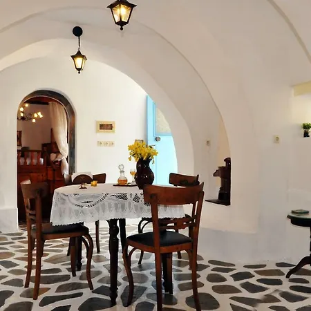 «astrofeggia» A Private Stone House Nature-seaview בית נופש *