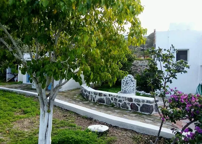 «astrofeggia» A Private Stone House Nature-seaview *