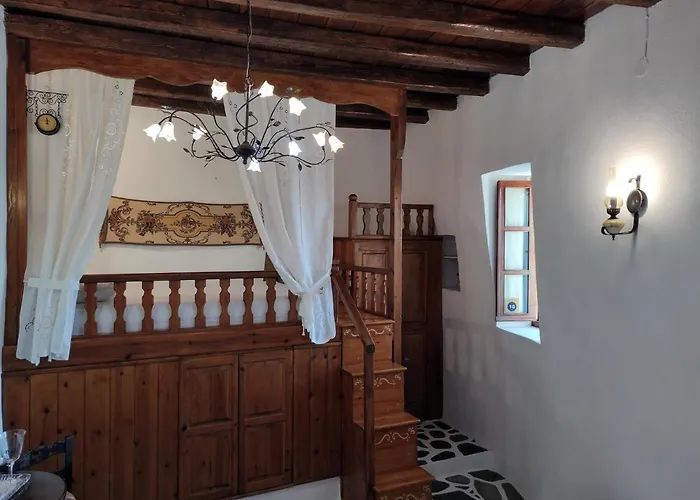 «astrofeggia» A Private Stone House Nature-seaview Mandrákion