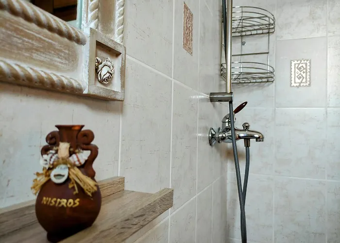 «astrofeggia» A Private Stone House Nature-seaview * Mandrákion