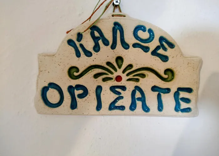 «astrofeggia» A Private Stone House Nature-seaview * Mandrákion