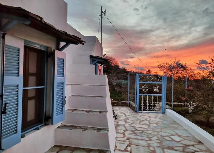 «astrofeggia» A Private Stone House Nature-seaview Tatil Evi Mandrákion